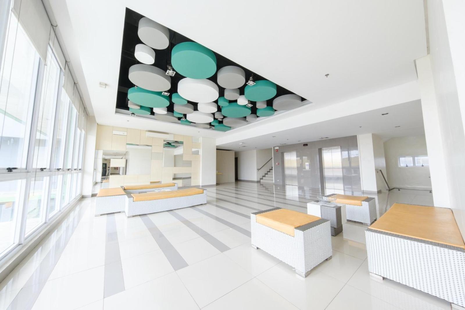 Go Hotels Lanang - Davao City Exterior foto